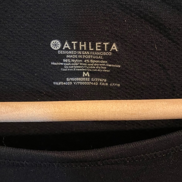 Athleta running shirt - Picture 6 of 6